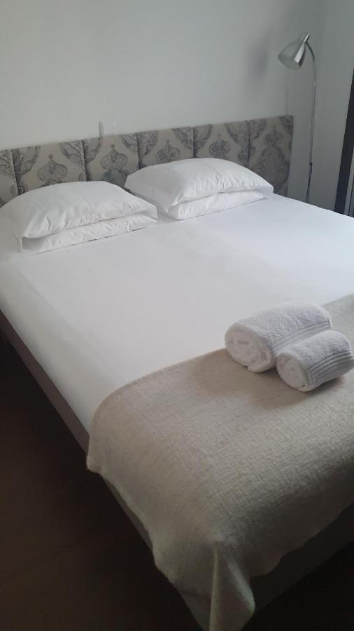 Rosa Biscoito Suites 루소 외부 사진